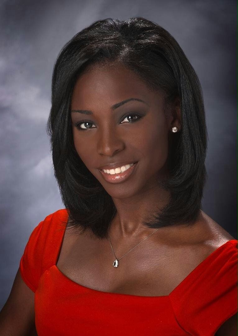 Letizia Consolida A Tendência Do Verão Os Prêmios Nacionais Da Moda, O 16